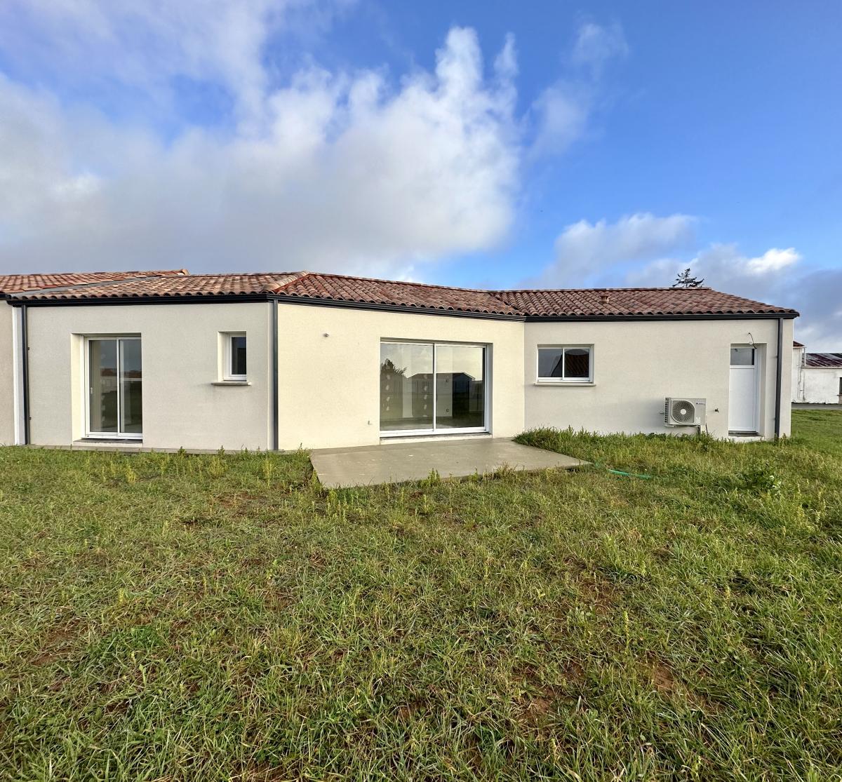maison à Les Magnils-Reigniers