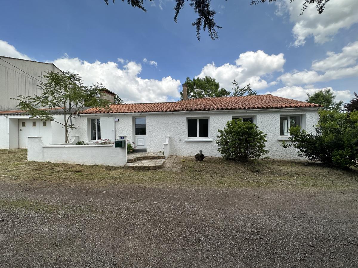 maison à Le Givre