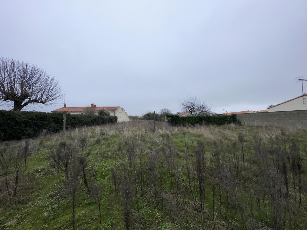 maison à Les Magnils-Reigniers