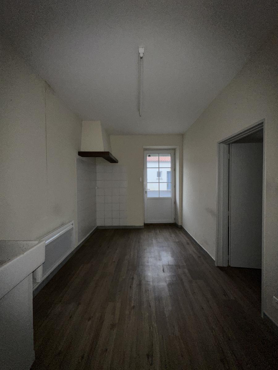 maison à Les Magnils-Reigniers