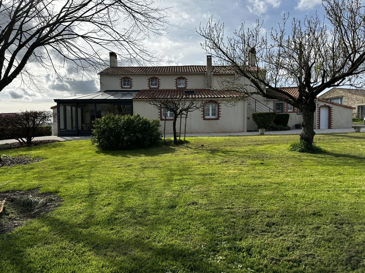 maison à Moutiers-les-Mauxfaits