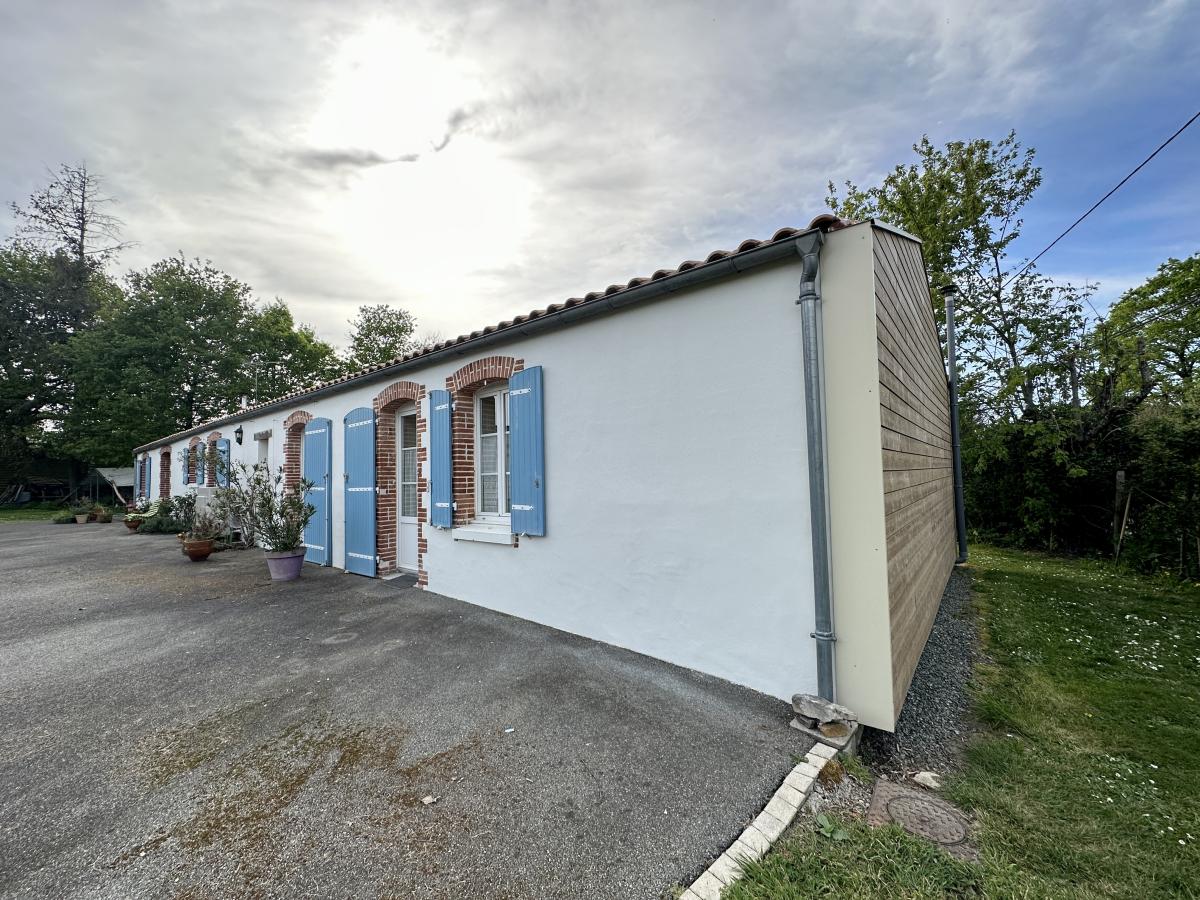maison à Aubigny-Les Clouzeaux