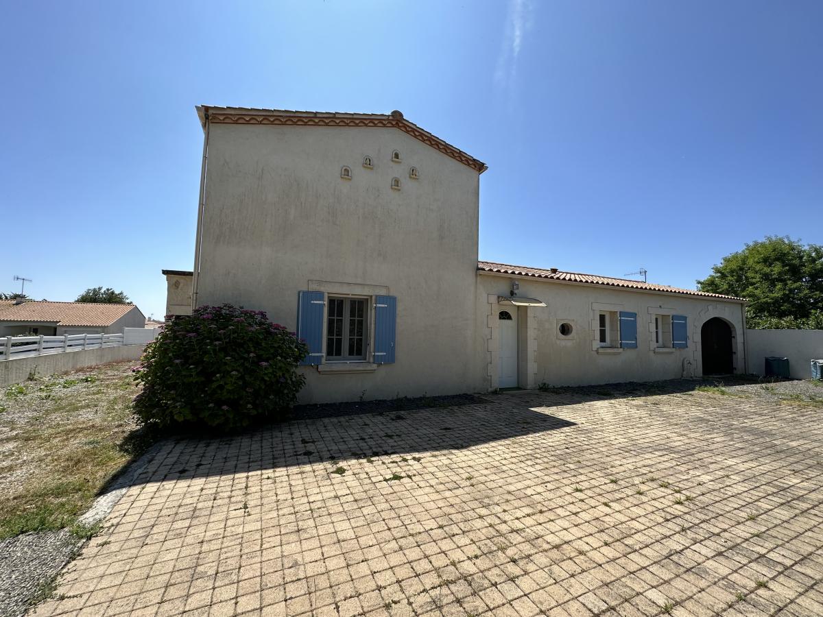 maison à Angles