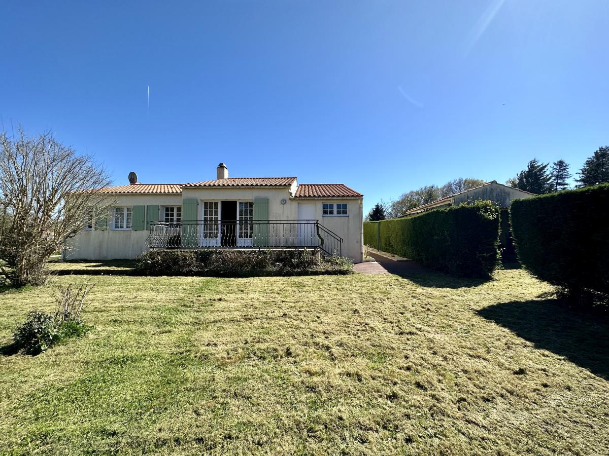 maison à Saint-Avaugourd-des-Landes