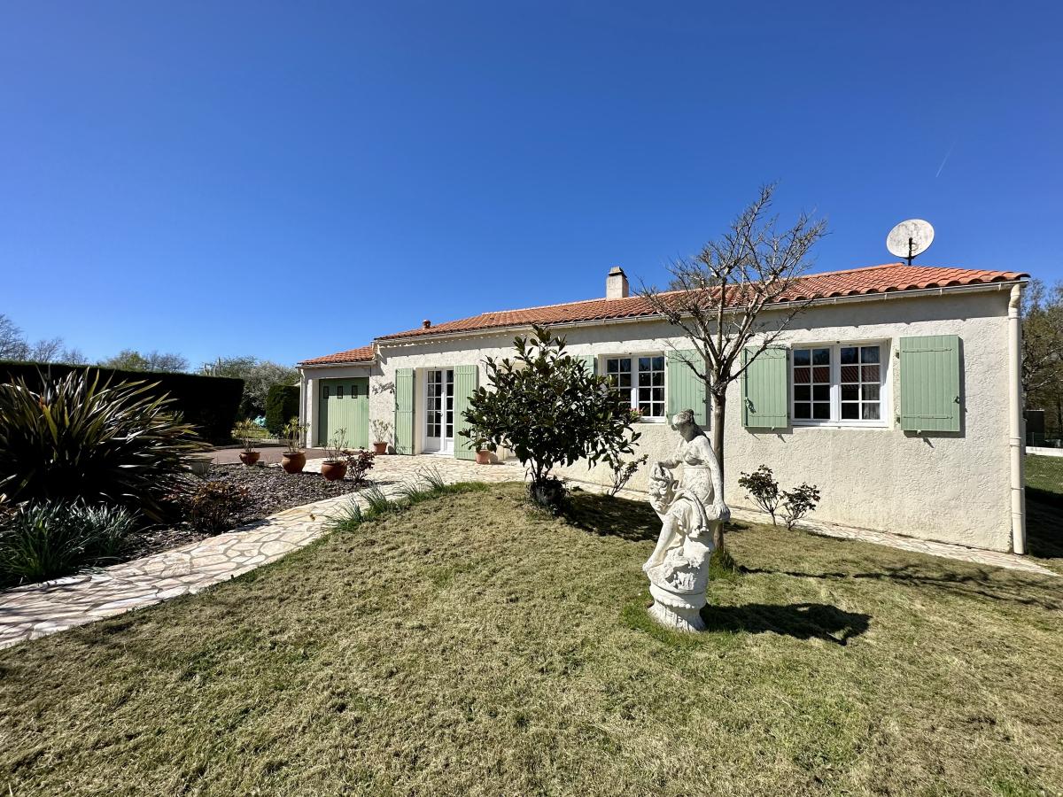 maison à Saint-Avaugourd-des-Landes