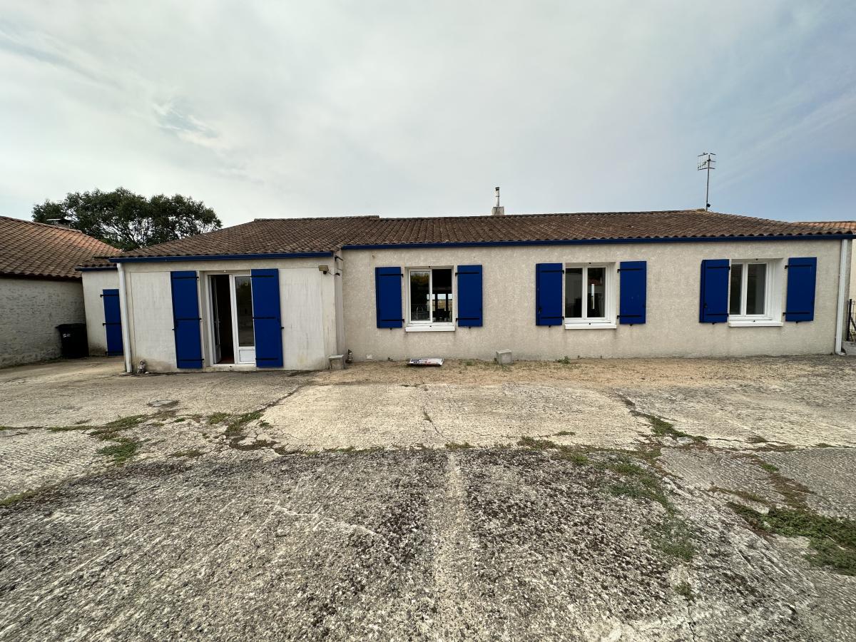 maison à Angles