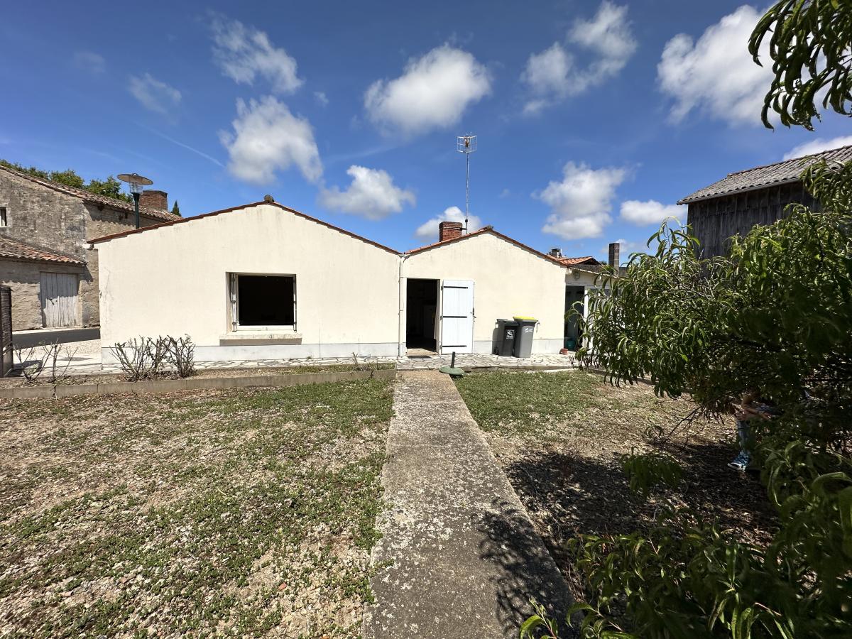 Maison à Saint-Benoist-sur-Mer